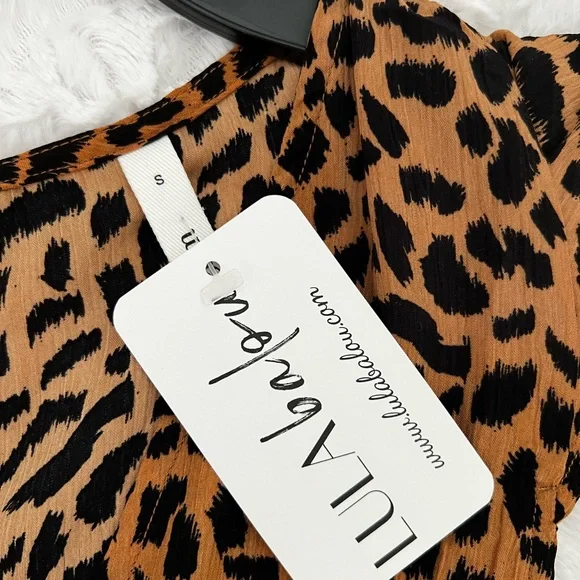 Leopard Print Romper NWT Size Small - Picture 8 of 10